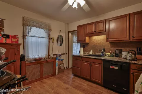 729 Spring St, Bethlehem, PA 18018 photo 15