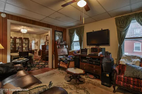 729 Spring St, Bethlehem, PA 18018 photo 6