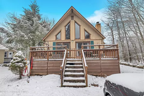 4581 Briarcliff Ter, Tobyhanna, PA 18466