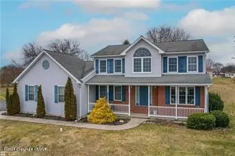 3714 Pecan Dr, Northampton, PA 18067