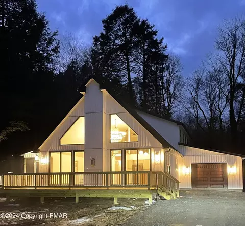 211 Longfellow Cir, Albrightsville, PA 18210