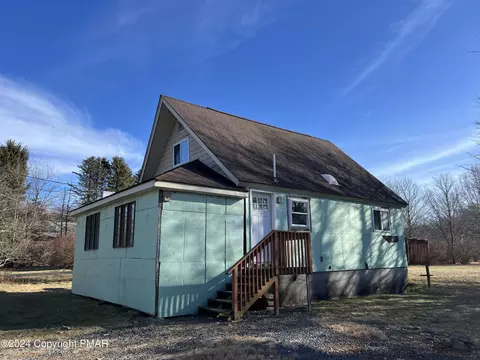 150 Bull Run, Long Pond, PA 18334