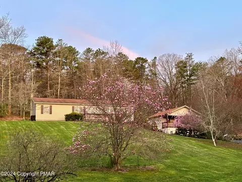 285 Frailey Rd, Stroudsburg, PA 18360