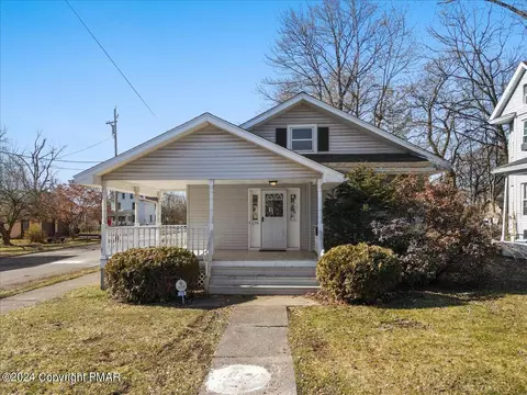 179 Spring St, East Stroudsburg, PA 18301