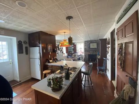 202 Fenner Ave, Sciota, PA 18354 photo 20