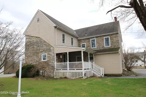 202 Fenner Ave, Sciota, PA 18354 photo 7