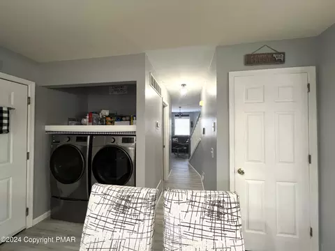 240 Regent St, Bushkill, PA 18324 photo 10