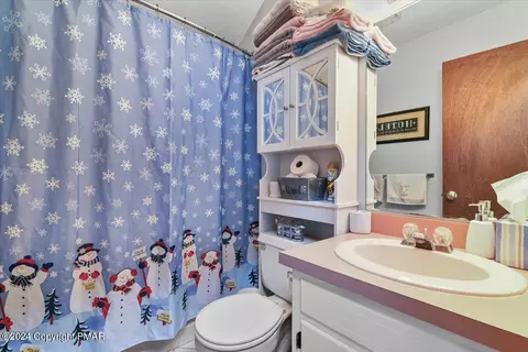 3114 Cherry Ridge Rd, Bushkill, PA 18324 photo 38