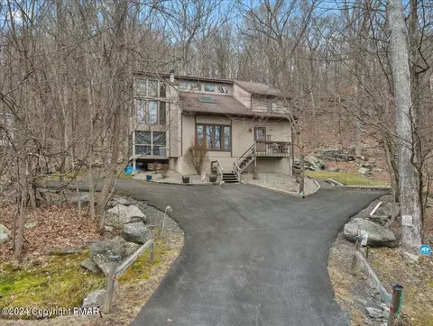 3114 Cherry Ridge Rd, Bushkill, PA 18324 photo 7