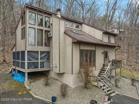 3114 Cherry Ridge Rd, Bushkill, PA 18324 photo 6