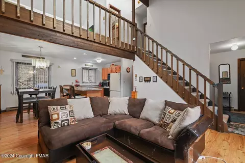 3114 Cherry Ridge Rd, Bushkill, PA 18324 photo 12