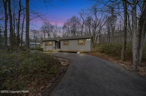 63 Susquehanna Dr, Jim Thorpe, PA 18229