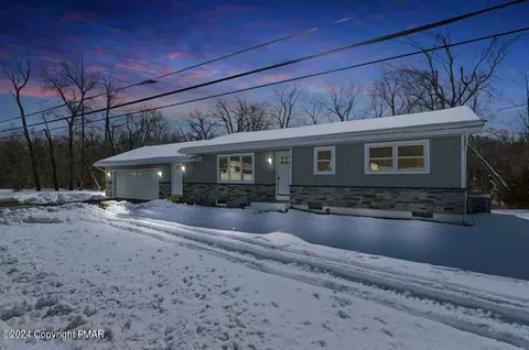 3777 Mountain View Dr, Danielsville, PA 18038