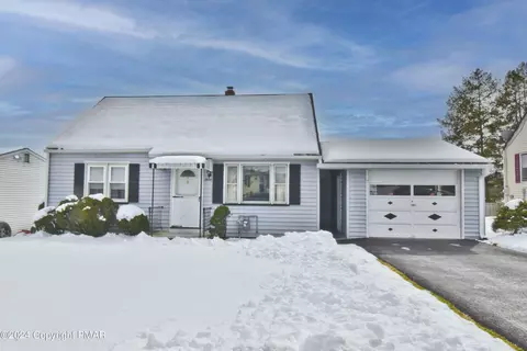 2654 Hermitage Ave, Easton, PA 18045