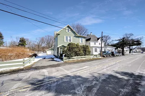 430 King St, East Stroudsburg, PA 18301