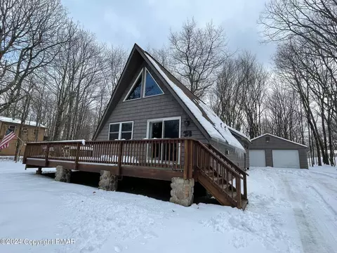 234 Brier Crest Rd, Blakeslee, PA 18610