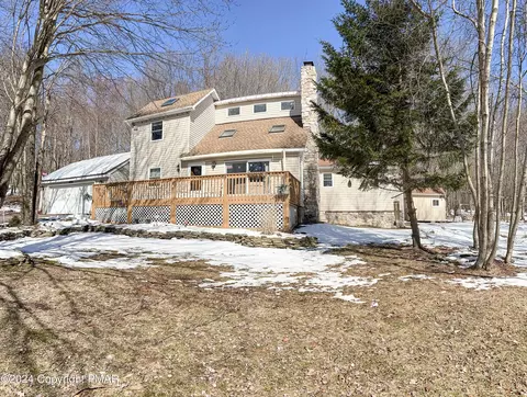 119 Poplar Pl, Blakeslee, PA 18610