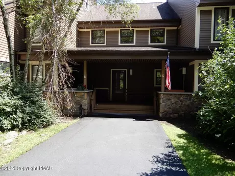 37 Sky View Dr, East Stroudsburg, PA 18302