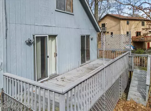 1135 Lancaster Dr, Bushkill, PA 18324 photo 41