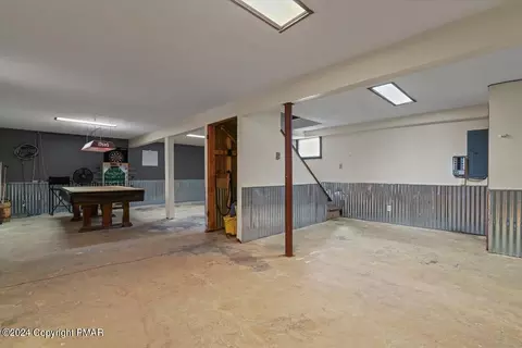 1135 Lancaster Dr, Bushkill, PA 18324 photo 37