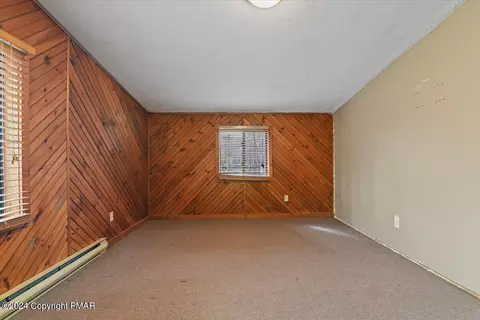 1135 Lancaster Dr, Bushkill, PA 18324 photo 29