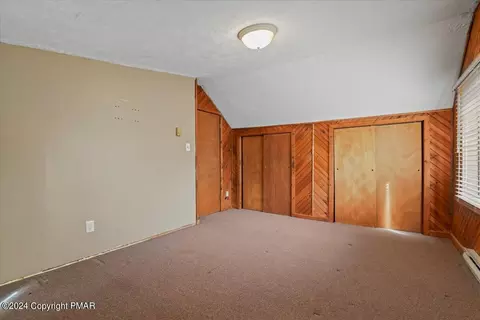 1135 Lancaster Dr, Bushkill, PA 18324 photo 30