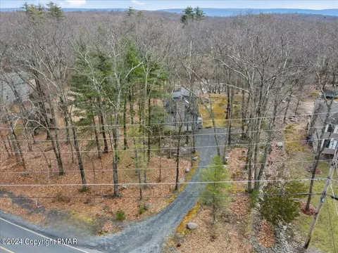 1135 Lancaster Dr, Bushkill, PA 18324 photo 45