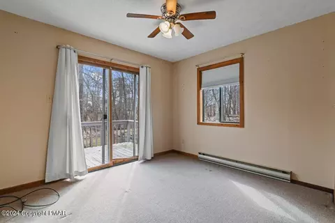 1135 Lancaster Dr, Bushkill, PA 18324 photo 22