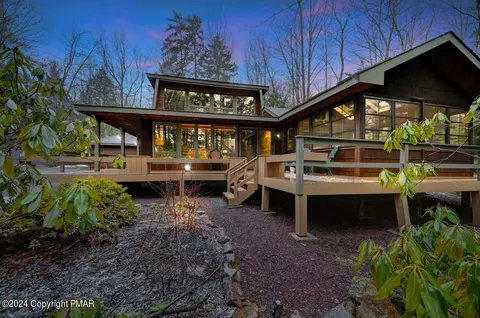 113 Long View Ln, Pocono Pines, PA 18350