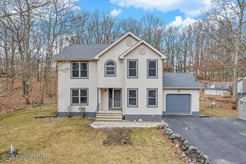 160 Pipher Rd, Bushkill, PA 18324