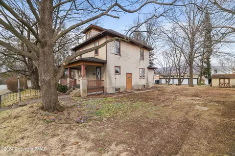 32 E 4th St, Wind Gap, PA 18091 photo 31