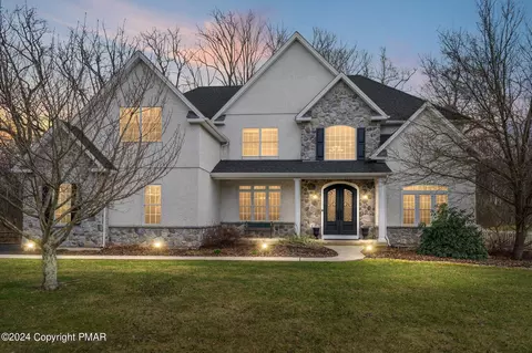 7395 Patrick Cir, Coopersburg, PA 18036