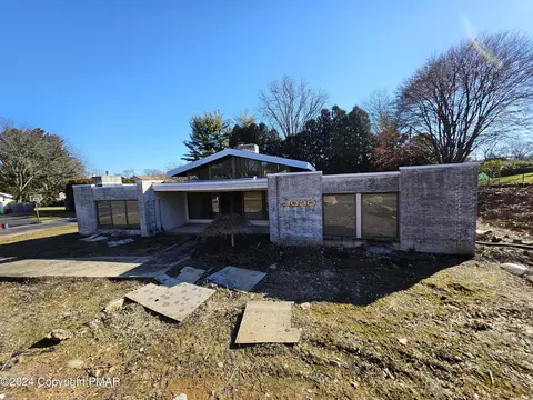 3030 W Livingston St, Allentown, PA 18104