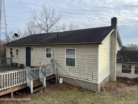 167 Municipal Dr, Bushkill, PA 18324 photo 7