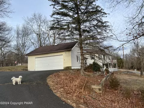 167 Municipal Dr, Bushkill, PA 18324 photo 11