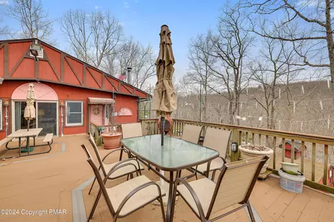 Exterior - 5817 Decker Rd, Bushkill, PA 18324 photo 5 of 20