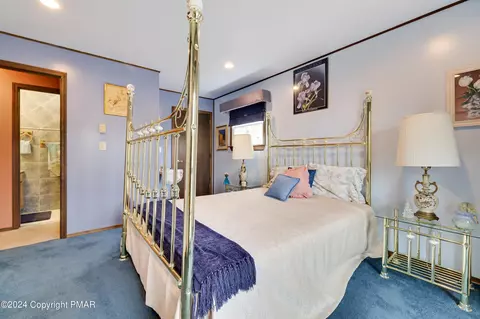 Bedroom - 5817 Decker Rd, Bushkill, PA 18324 photo 9 of 10