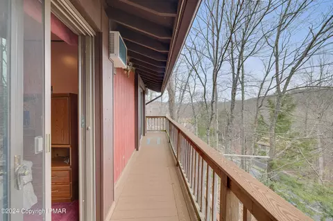 Entry Way - 5817 Decker Rd, Bushkill, PA 18324 photo 2 of 2
