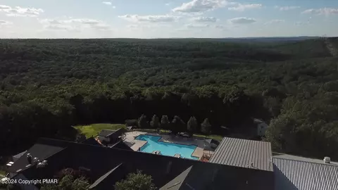 Exterior - 5817 Decker Rd, Bushkill, PA 18324 photo 19 of 20