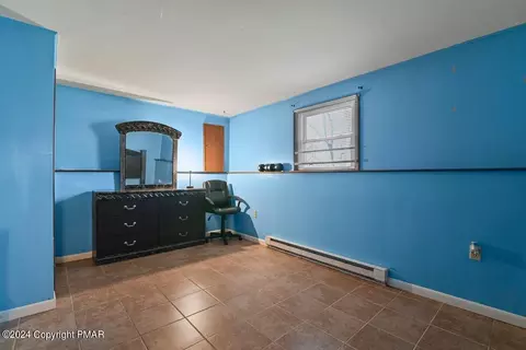 155 Chestnut Ln, Bushkill, PA 18324 photo 23