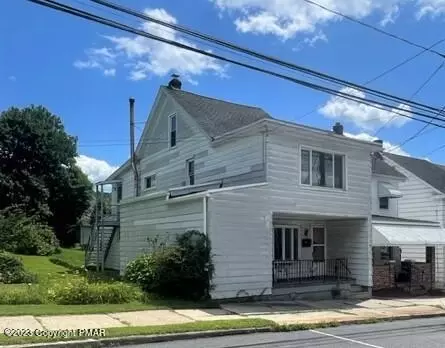16 W Phillips St, Coaldale, PA 18218