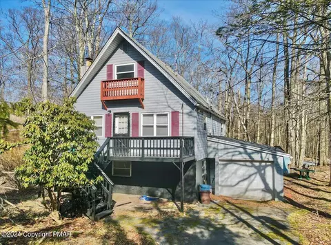 5605 Pembrook Dr, Tobyhanna, PA 18466