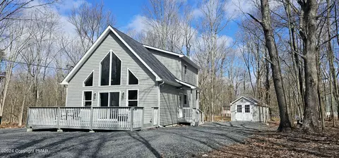 89 Burnshaw Ln, Albrightsville, PA 18210