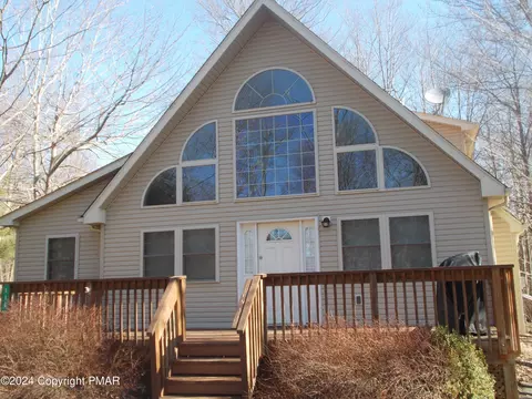 116 Totem Trl, Pocono Lake, PA 18347