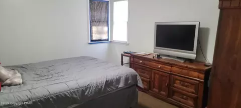 1510 E Sugar Mountain Rd, Bushkill, PA 18324 photo 8