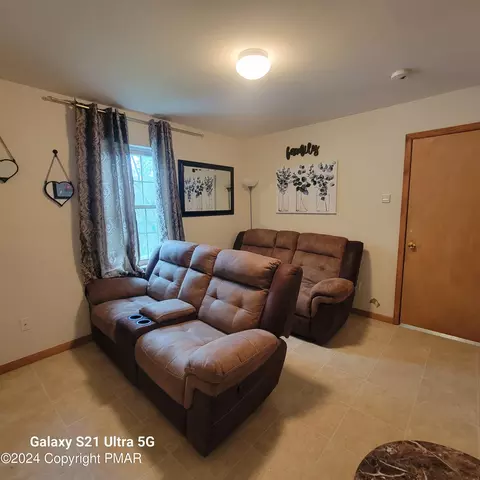 1206 Falls Rd, Bushkill, PA 18324 photo 38