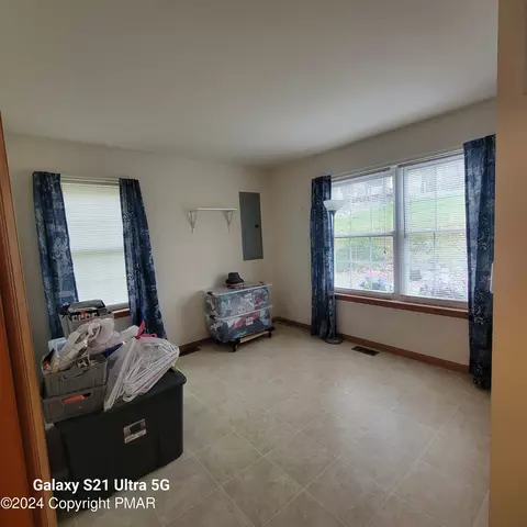 1206 Falls Rd, Bushkill, PA 18324 photo 34