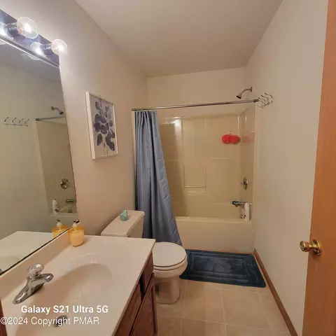 1206 Falls Rd, Bushkill, PA 18324 photo 28