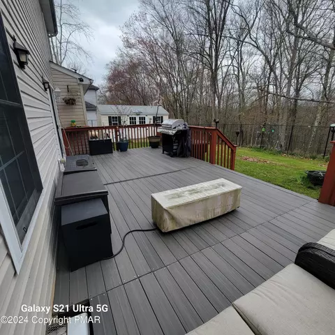 1206 Falls Rd, Bushkill, PA 18324 photo 40