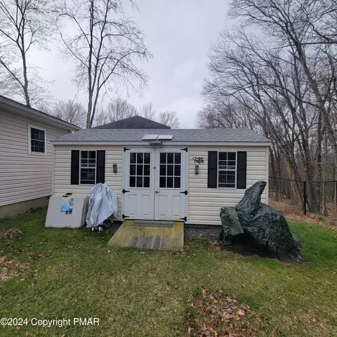 1206 Falls Rd, Bushkill, PA 18324 photo 41